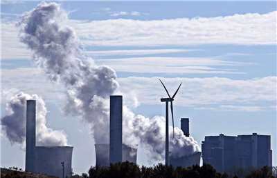 美國環境保護署(EPA)很可能廢止針對燃煤與燃氣電廠的碳排標準。(示意圖/Pixabay)