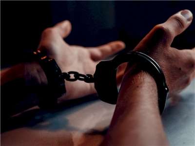 一名加拿大中國留學生疑似從事間諜行為， 入境美國時遭到逮捕。(示意圖 / 翻攝自Pexels.com)