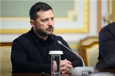 烏克蘭總統澤倫斯基(Volodymyr Zelenskyy)透露，美國正探索可能的措施，促使烏克蘭與俄羅斯在冬季降低戰事升溫。 (圖:X@ZelenskyyUa)