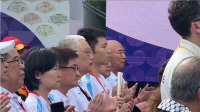 運動部長李洋(中)18日原訂出席名古屋亞運選手村開村儀式時，一度臨時被要求不得進場，後來順利進場。(中華奧會提供)