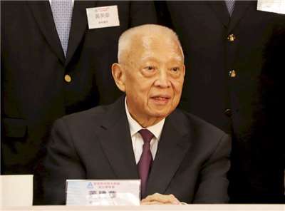香港主權移交後的首任特首董建華8日辭世，享壽89歲。(圖:中央社檔案照)