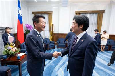 賴清德總統接見「日本維新會官民合作推進協議會」訪問團。(圖：總統府)