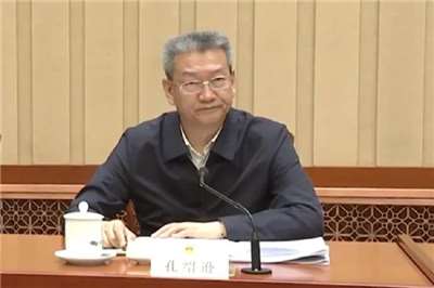 中國甘肅省第14屆人民代表大會第五次會議29日選舉孔紹遜為甘肅省長。資料照。(微博@財新網)