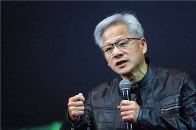 輝達執行長黃仁勳在23日發布的Podcast節目中表示，人工智慧(AI)公司不應獲得反托拉斯法或產品責任法相關豁免。 (圖：中央社檔案照)