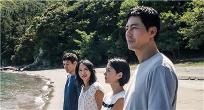 韓國電影大師李滄東將在威尼斯影展世界首映的NETFLIX出品電影《假如愛有如果》（Possible Love），未映先轟動，已被韓國選為奧斯卡國際影片代表，金馬影展將是全台唯一大銀幕機會！(金馬執委會提供)