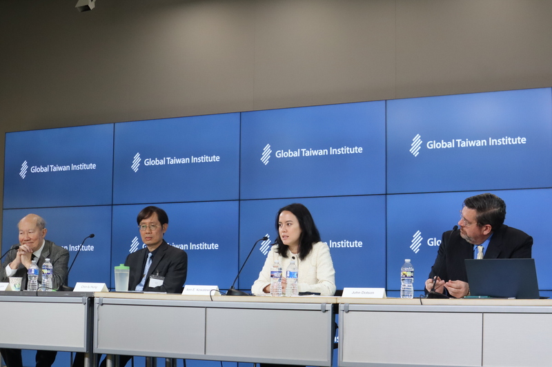 華府智庫「詹姆士敦基金會」資深研究員林和立（左）1日表示，他過去3個月來、兩度訪台的印象是，只要中國出動5艘潛艦，就能對台灣實施海上封鎖。