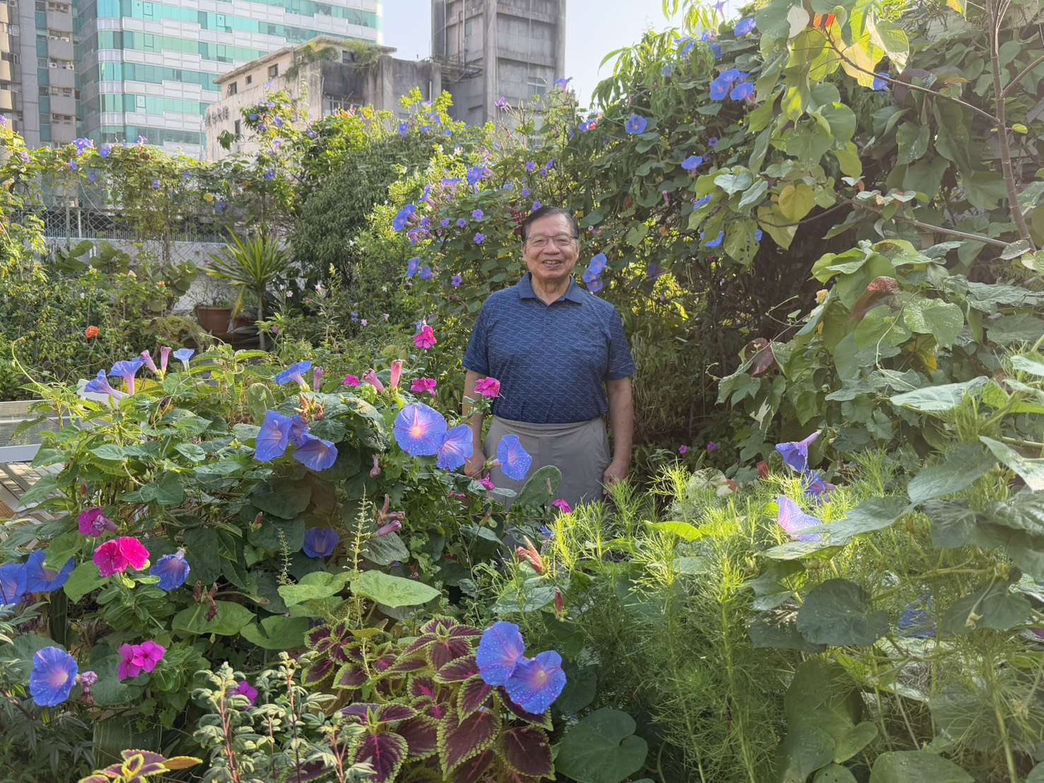 乳癌防治基金會 張金堅董事長 拈花惹草 拒空汙