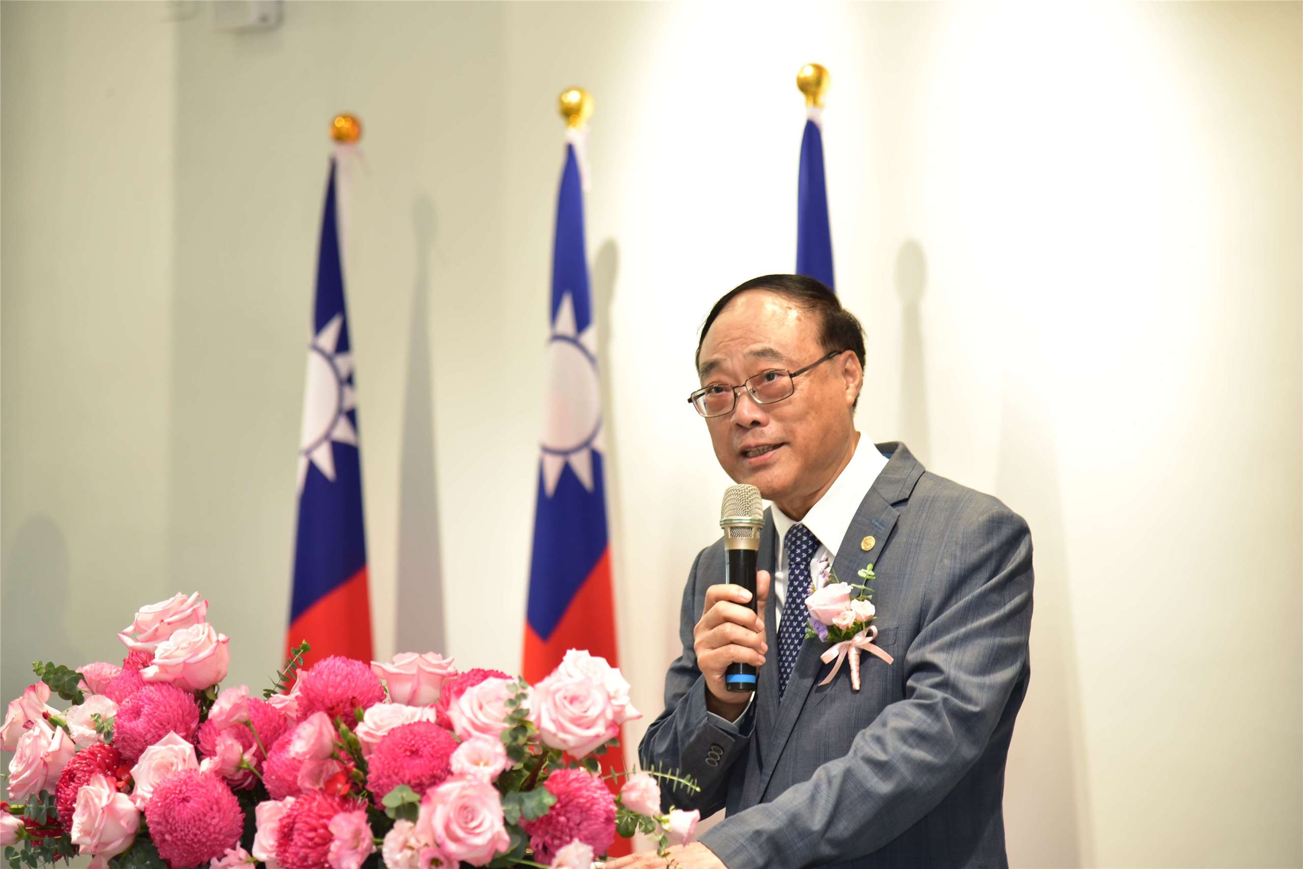 新任港務公司董座周永暉在交接典禮上致詞。(圖：台灣港務公司提供)