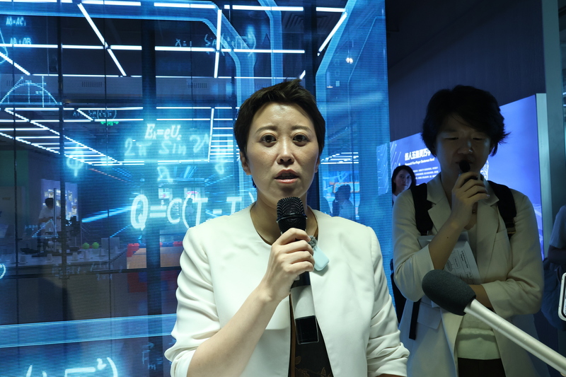 北京經濟技術開發區機器人和智能製造產業局副局長馬寧6日表示，機器人部分領域需從政府的角度推動，像是養老場景，所以在2025年下半年或年底，亦莊會有養老社區的建設，也會推動機器人應用在周圍社區。