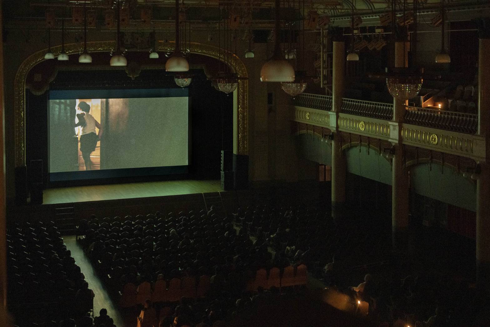 「台灣電影的璀璨今昔」專題影展首場《光陰的故事》吸引不少喜歡台灣電影的日本影迷入場。（文化部提供）