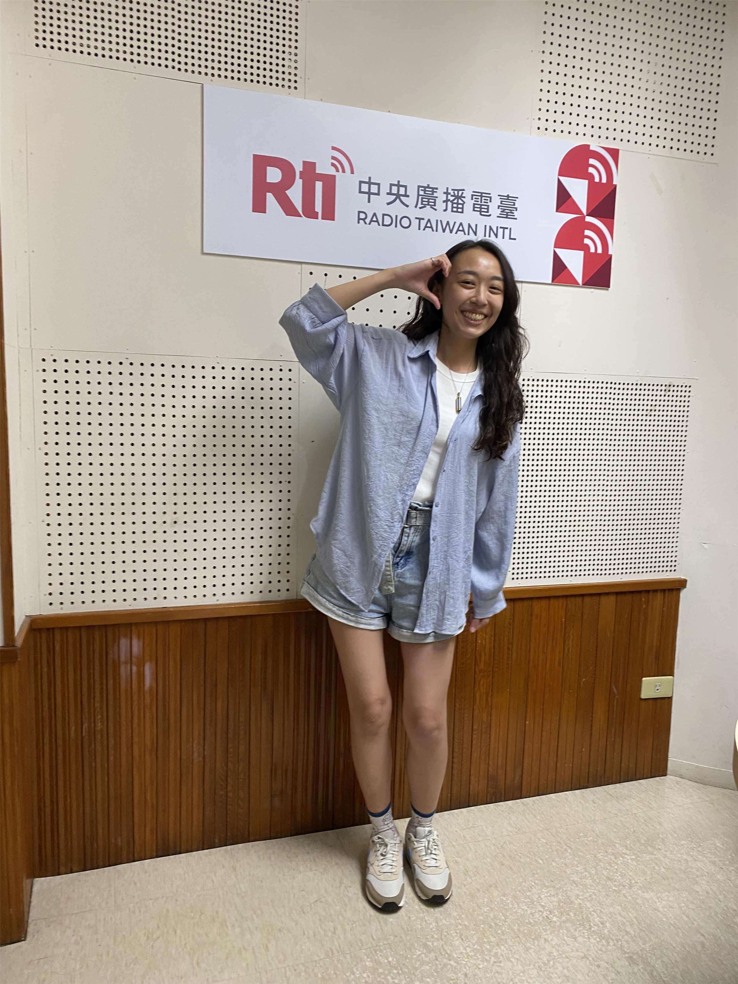 活潑可愛的于娟