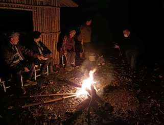 麻必浩部落播種祭儀-生火即將進行播種