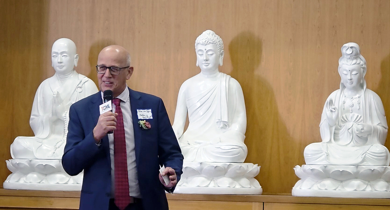 加拿大聯邦眾議員范博愛（Tako van Popta）一向非常支持台灣。他說，有機會樂意在「台灣華語文學習中心」學華語，未來訪問台灣時，更容易與台灣民眾交流。