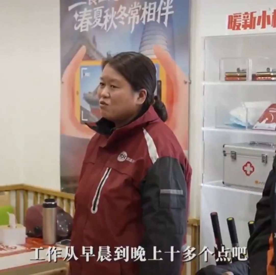 中共領導人習近平日前一段「下基層慰問」的影片，意外掀起輿論風暴。(X@SoundOfHope_SOH)