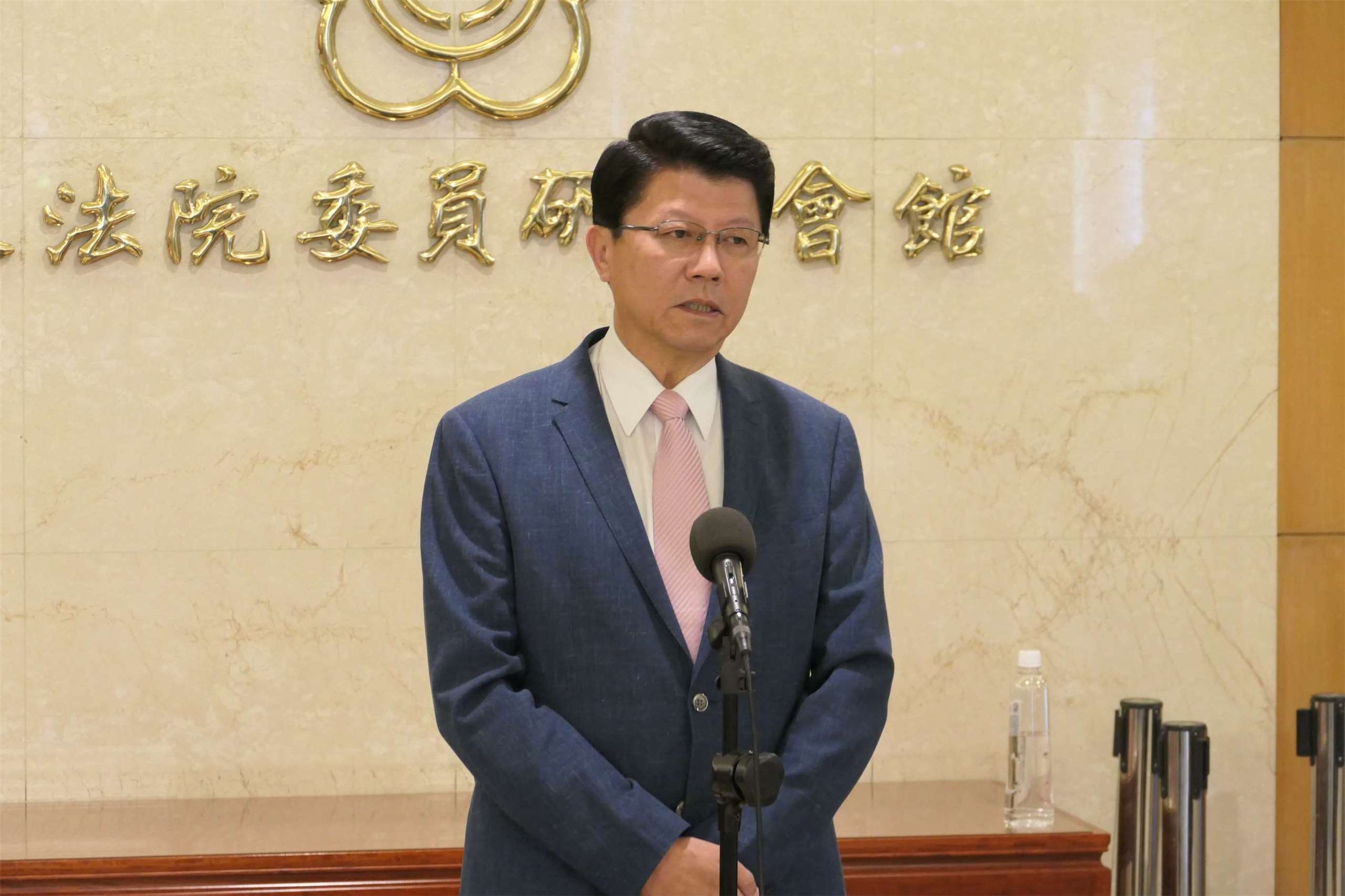 國民黨立委謝龍介4日表示，兩岸由執政黨去對話溝通那更好，但如果執政黨不做，當然就在野黨來做，而這樣的擴大交流，就是化解歧見，避免擦槍走火。(趙婉淳 攝)