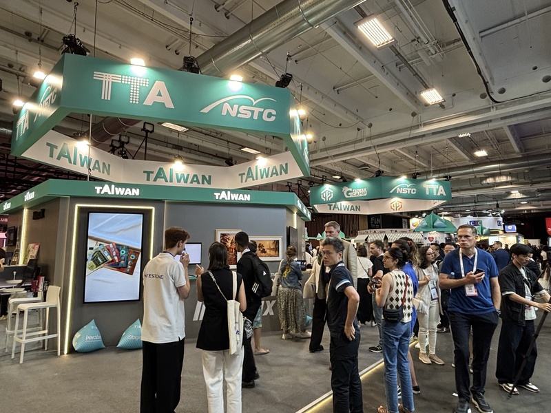 巴黎科技盛會VivaTech自17日起一連舉行4天，台灣館主題為AI Taiwan，呈現台灣在人工智慧（AI）技術與應用上的成果。