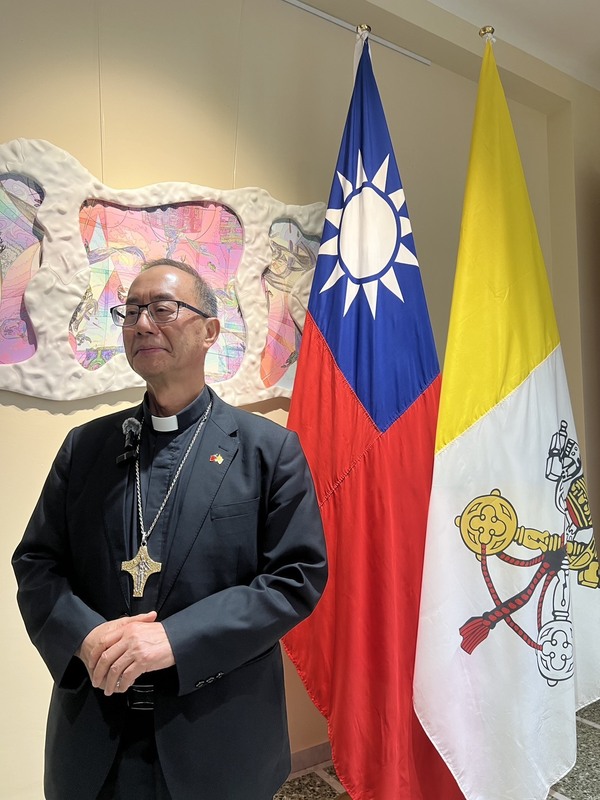 嘉義教區主教浦英雄表示，他向教宗請益原住民福傳經驗，獲得教宗很認真深入的回覆。