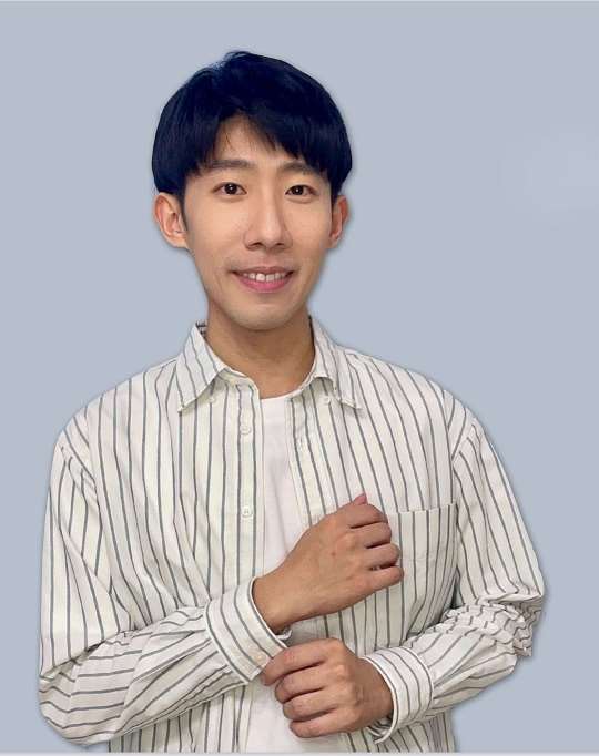 演員鄭易川