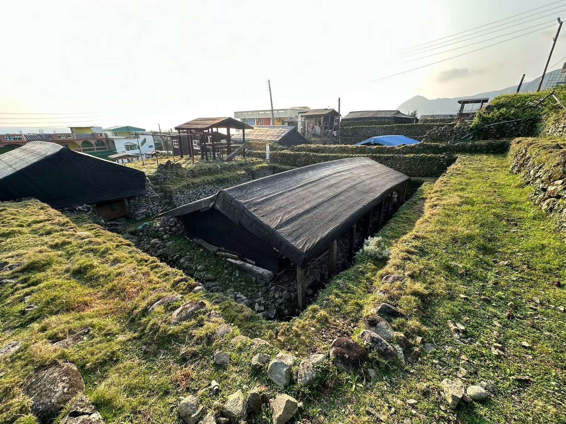 蘭嶼達悟族 地下半穴居屋