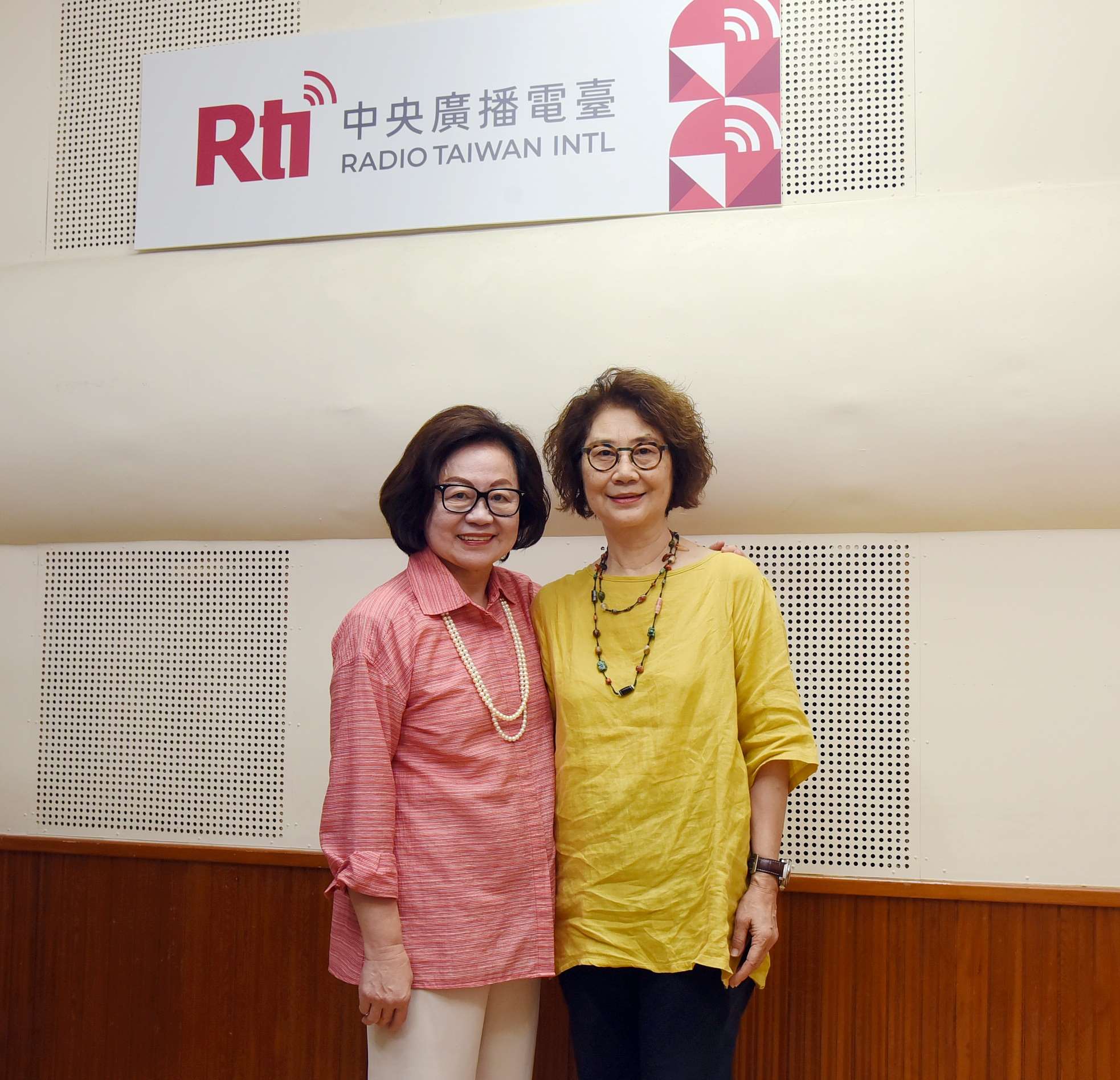 薛保瑕教授接受美麗的台灣節目專訪
