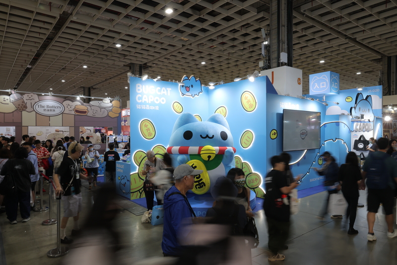 2026文博會8日首日開放民眾參觀，並採分批入場，知名IP貓貓蟲咖波參展。