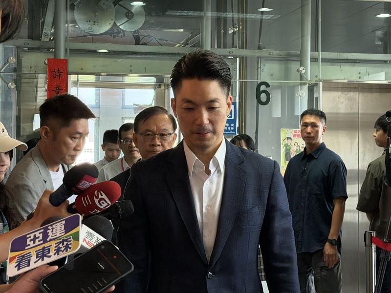 台北市長蔣萬安(前中)13日出席北市115學年度第1學期公私立中等學校校長會議。