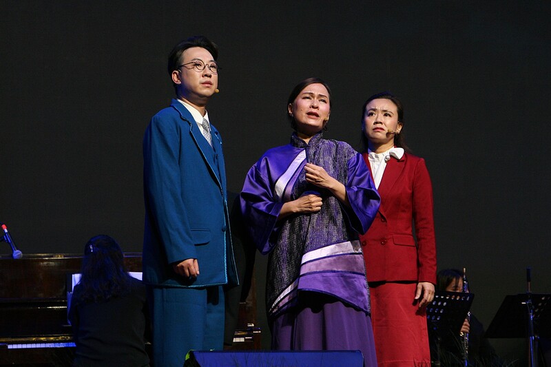 2026海外台灣客家懇親大會當地13日於巴西聖保羅盛大開幕。新古典室內樂團於大會閉幕壓軸演出客家音樂劇場「笠山之歌」，跨界融合音樂、戲劇與舞蹈，將客家文學經典動人呈現。