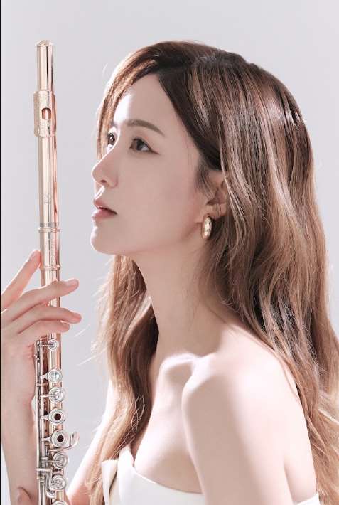 國際長笛巨星崔娜卿 灣聲樂團世界巡演音樂會演繹臺灣金色年代