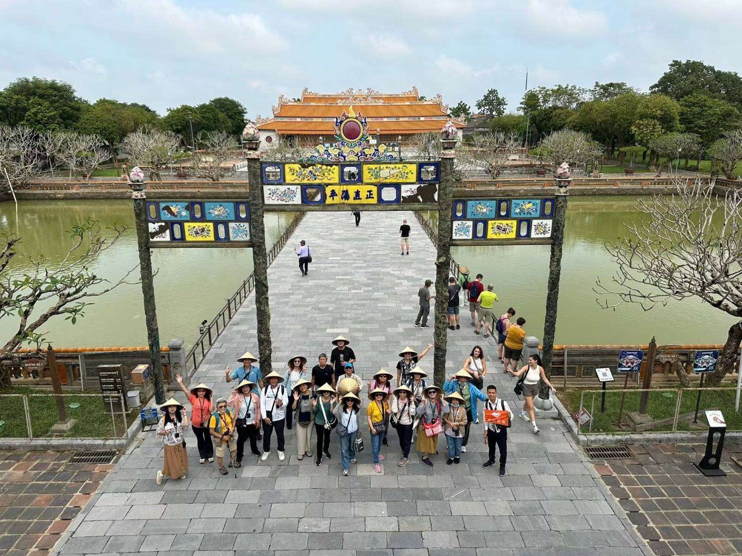 全球旅遊趴趴走
