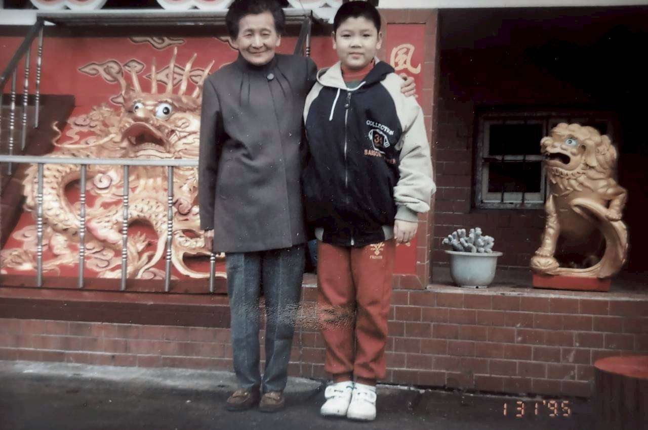 11歲亞特&阿祖合影