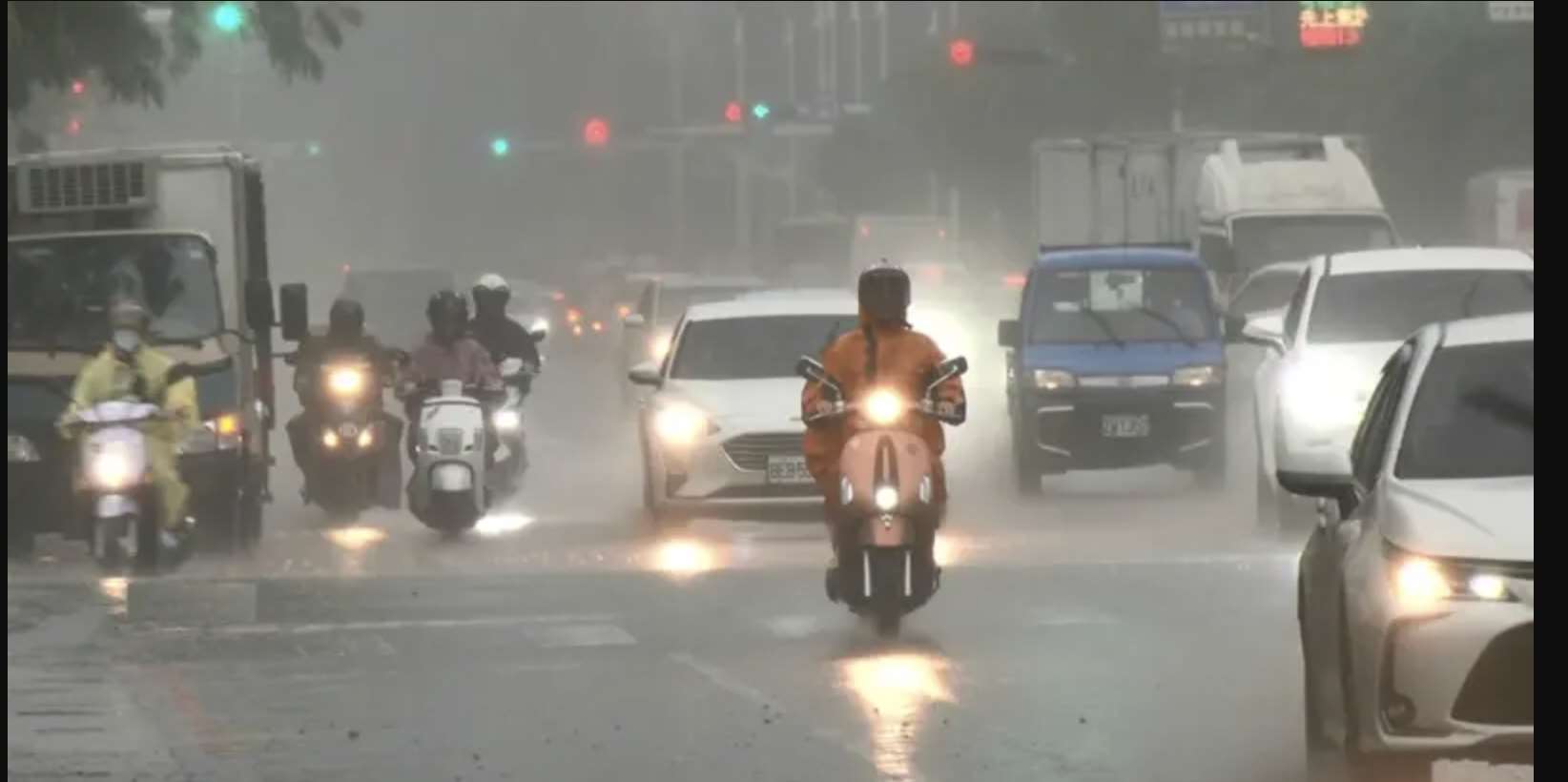 อิทธิพลจากลมตะวันออกเฉียงเหนือส่งผลให้บางพื้นที่มีฝน 7-10 ตุลาคม เตือนปชช.เตรียมรับมือน้ำทะเลหนุนสูง (photo: NOWnews）