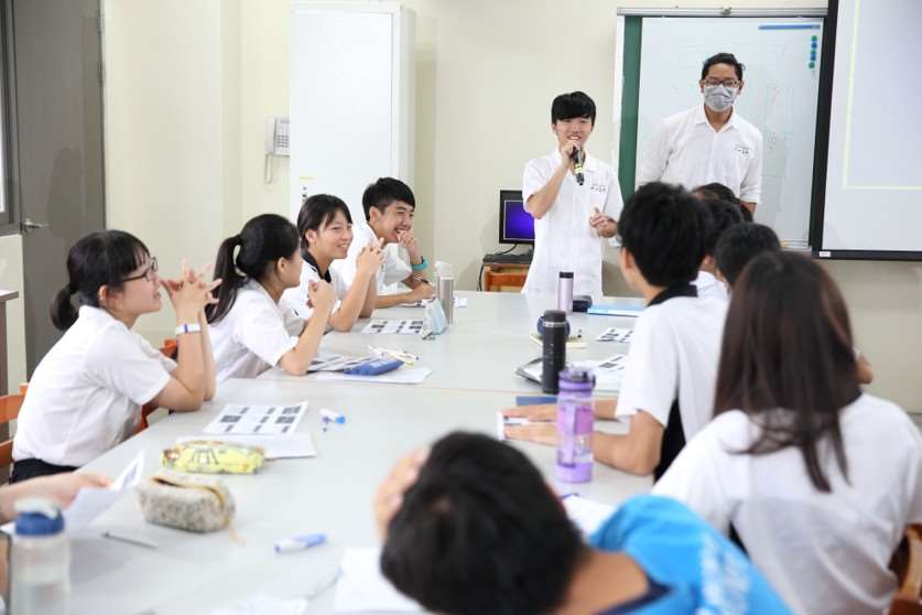 เด็กแดนชาไข่มุก - สัมภาษณ์ดีเจน้องใหม่ ดีเจอิม