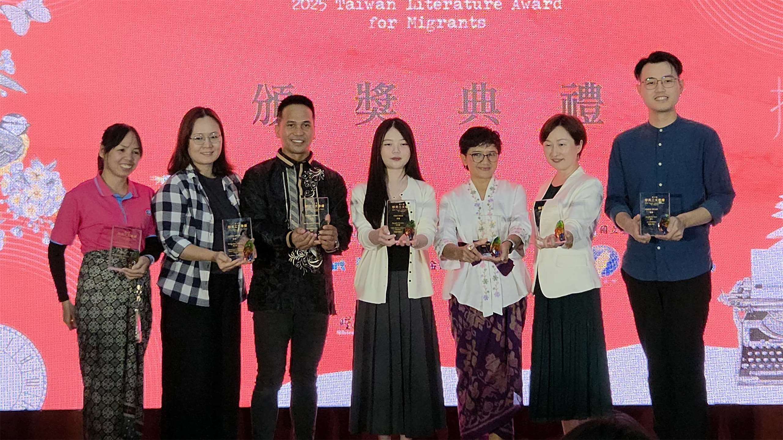 “อาบน้ำหรือยัง” งานเขียนคนไทย ได้รับรางวัลวรรณกรรมผู้ตั้งถิ่นฐานใหม่และแรงงานต่างชาติครั้งที่ 10