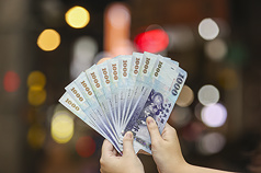 แจกเงินหมื่น รับผ่านธนาคารไปรษณีย์ เริ่ม 24 พ.ย. นี้