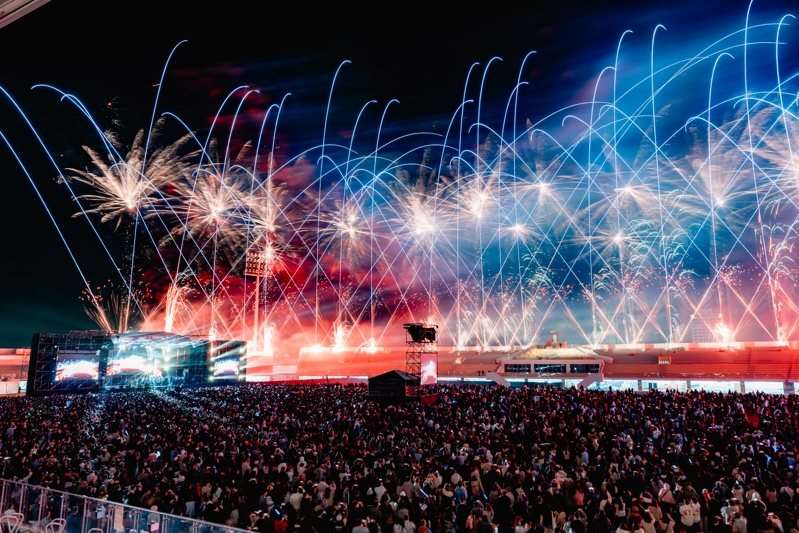 รู้จักกับพลุสายฮา เมื่อเพลงประกอบการจุดพลุฉลองปีใหม่ที่งานเคาท์ดาวน์เมืองหยุนหลินกลายเป็นทอล์คออฟเดอะทาวน์ของไต้หวัน (ถ่ายภาพโดย ไช่เหวยปิน)