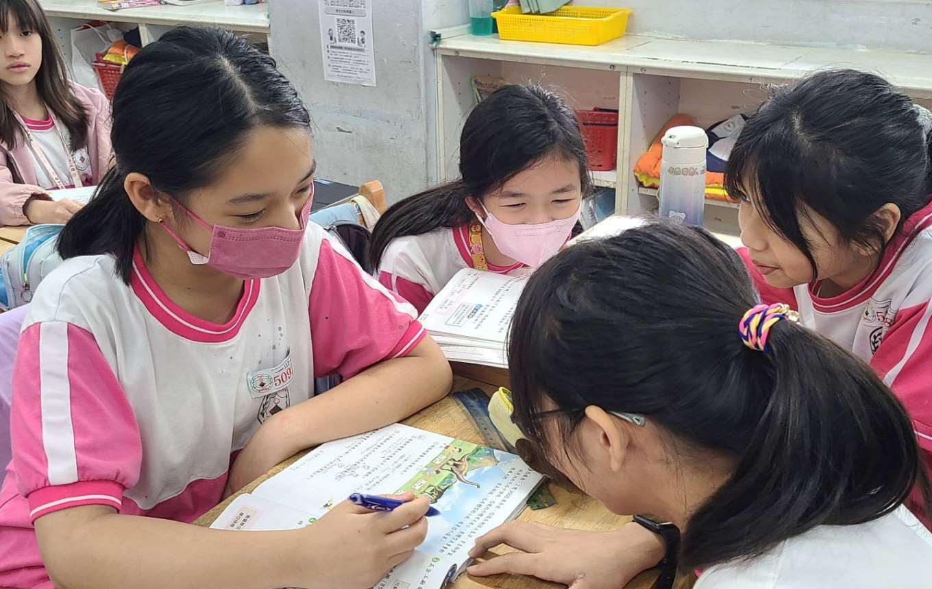 นักเรียนลูกหลานผู้ตั้งถิ่นฐานใหม่ในระดับอนุบาล ประถม มัธยม มีแนวโน้มลดลงในรอบ 5 ปี  (ภาพ กองการศึกษานครนิวไทเป)