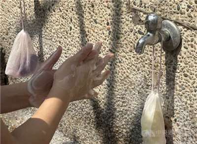 หนึ่งในวิธีป้องกันโรคติดเชื้อเอนเทอโรไวรัสที่ดีที่สุด คือการปลูกฝังนิสัยล้างมือให้ถูกต้อง(ภาพจากCNA)