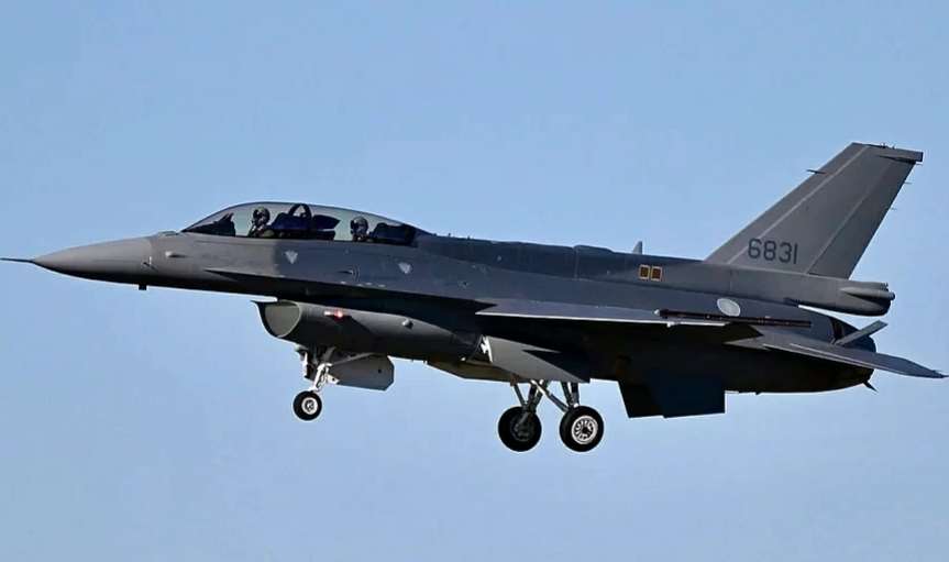 F-16V ชุดแรก 2 ลำถึงไต้หวัน รมว.กลาโหมยืนยันภายในสิ้นปีจะส่งมอบมากกว่านี้