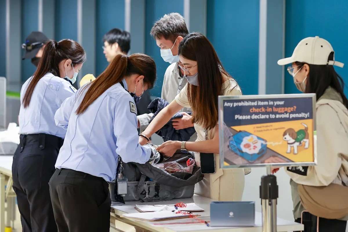 เตือนประชาชนหิ้วอาหารขนมจากต่างประเทศเข้ามาจำหน่ายในไต้หวัน อาจต้องระวางโทษปรับ 30,000-3,000,000 เหรียญไต้หวัน ปี 68 ถูกดำเนินคดี 116 ราย