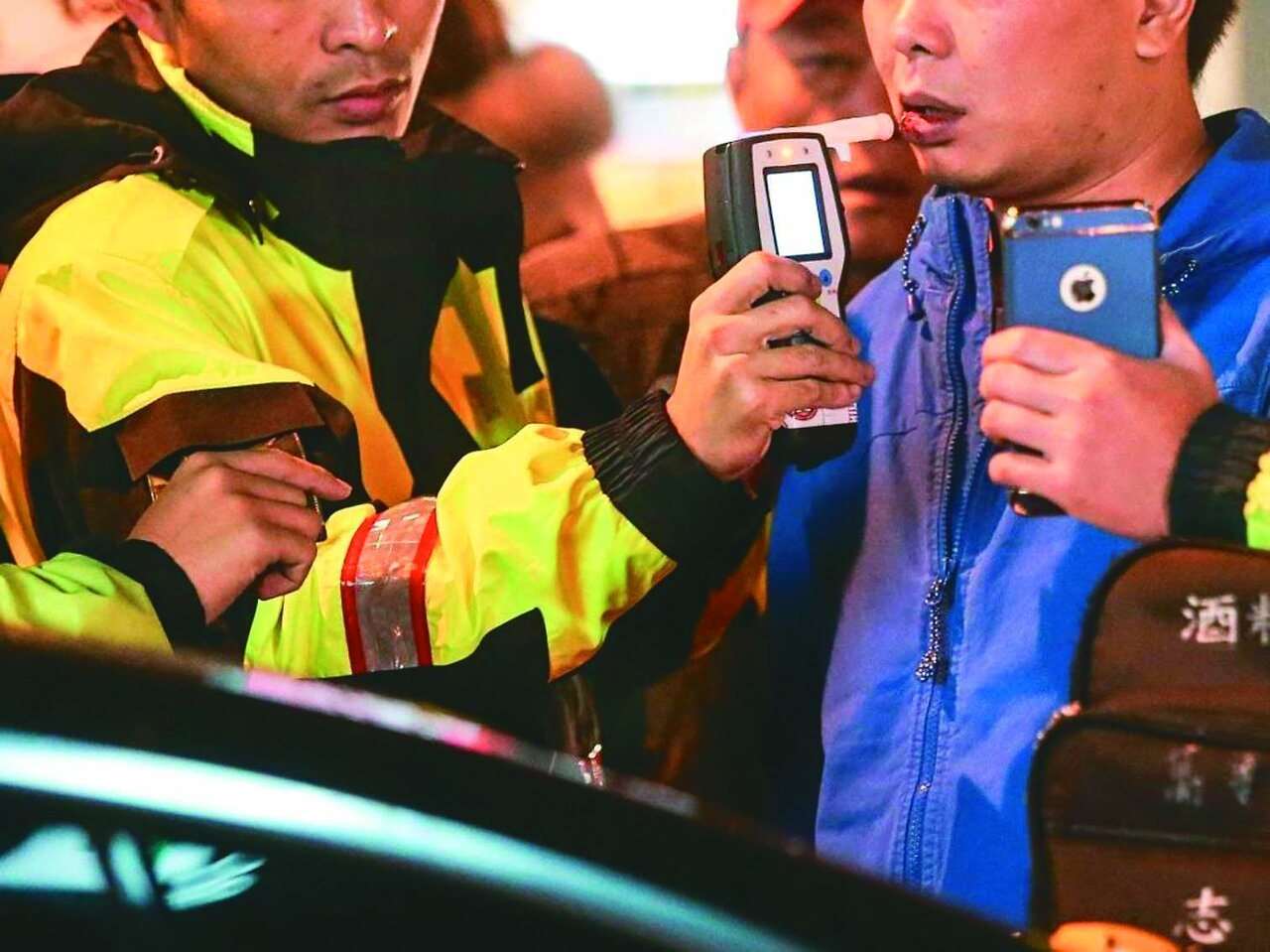 ประชาชนเปลี่ยนไปใช้จักรยานเพื่อเลี่ยงการถูกปรับ 