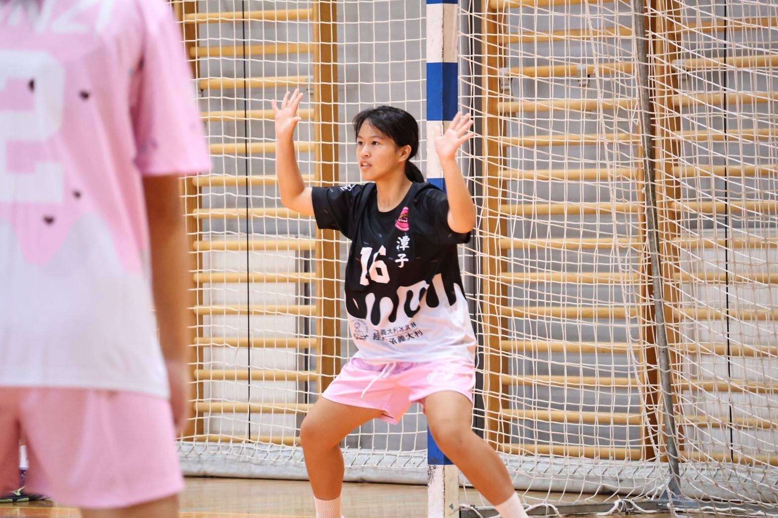ลูกหลานผู้ตั้งถิ่นฐานใหม่ชาวเวียดนาม ได้รับรางวัลนักเรียนดีเด่นจาก ปธน.ไต้หวัน (ภาพจาก สตม.ไต้หวัน)
