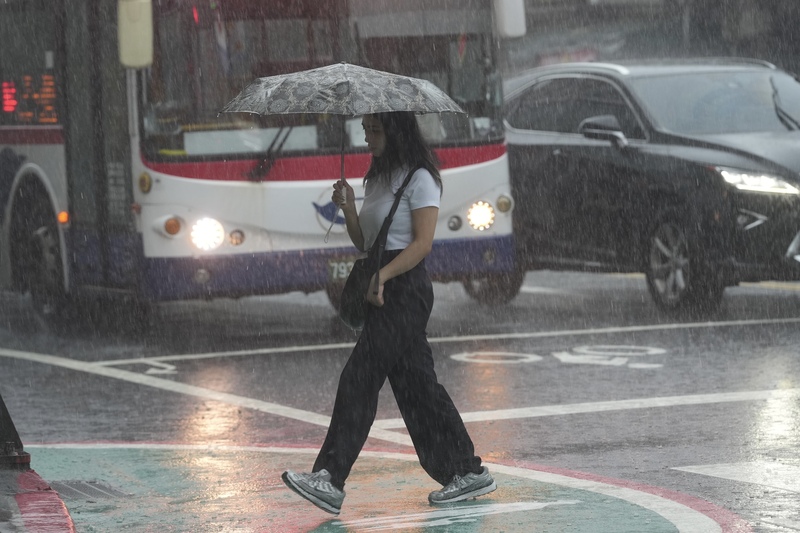 เตือนฝนตกหนัก “ไทเป นิวไทเป และจีหลง” ระวังฝนกระหน่ำ-ลมแรง