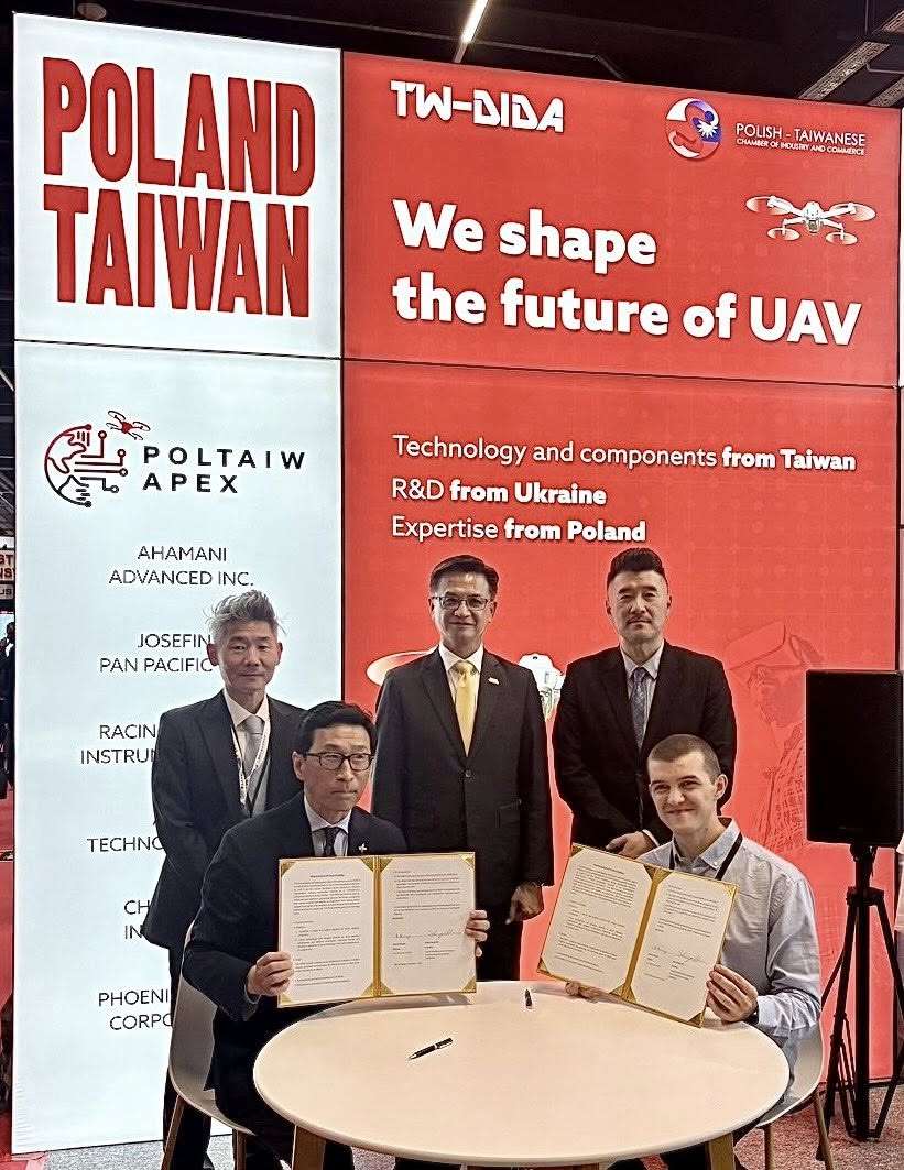 (Фото: Facebook-сторінка Тайбейського представництва в Польщі)