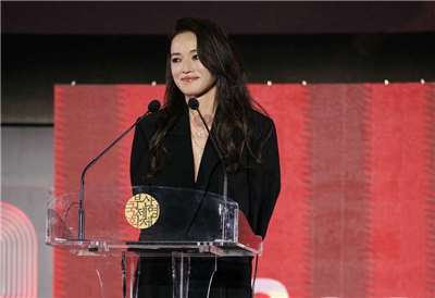 Фото: Шу Ці на церемонії нагородження Міжнародного кінофестивалю у Пусані. (Applause Entertainment)