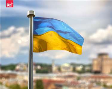 Ілюстративне зображення прапора України на тлі Києва. (Фото: Ярослав Данильченко)