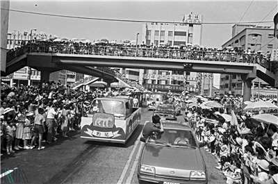 Переїзд Тайбейського зоопарку у вересні 1986 року. (Фото: Національне управління архівами)