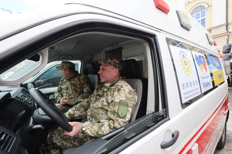 Четверта партія техніки з Тайваню прибула до Львова. (Фото надано Львівською міською радою/CNA)