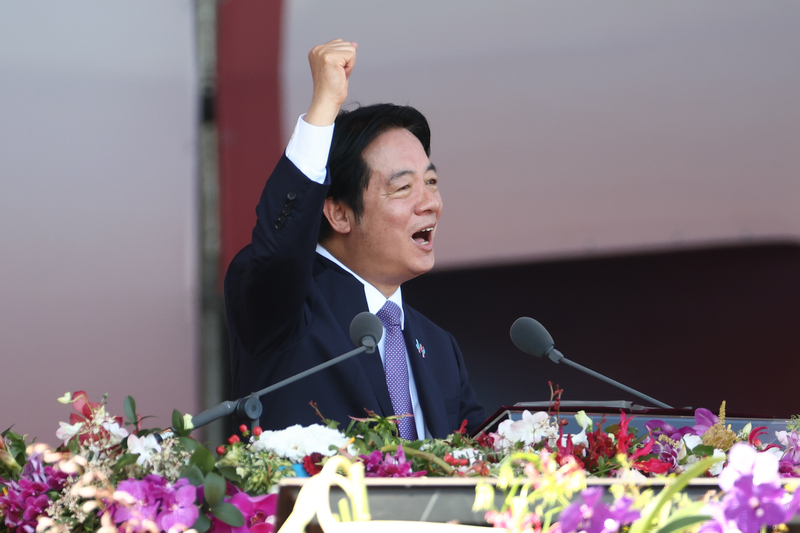 Trong bài diễn văn nhân dịp Quốc khánh, Tổng thống: Đài Loan sẽ cố gắng hết sức để duy trì hiện trạng, bảo vệ các ngành công nghiệp quan trọng, cám ơn quyết tâm bảo vệ quê nhà của người dân. (Ảnh: Rti)