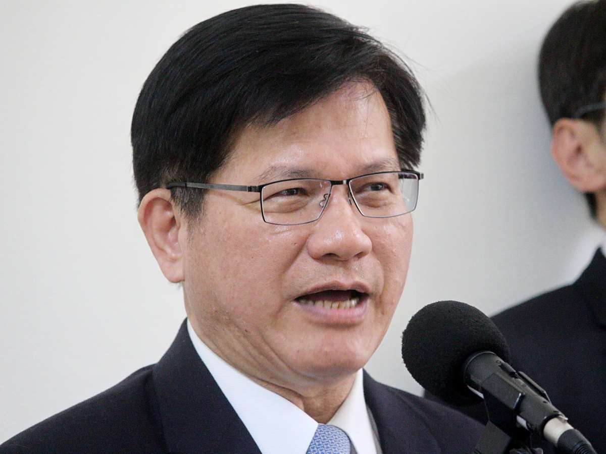 Ngoại trưởng Lâm Giai Long