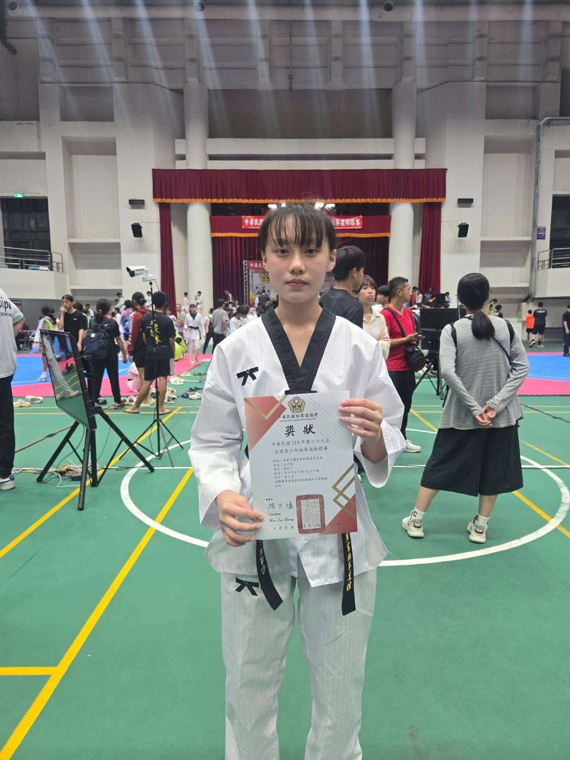 Tả Vu Văn (左于紋) đại diện thành phố Gia Nghĩa tham dự và đạt hạng 7 nội dung nữ hạng cân 52 kg. (Ảnh: Đặng Tú Hoa cung cấp)